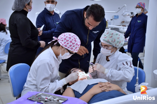 III Encontro Científico de Odontologia